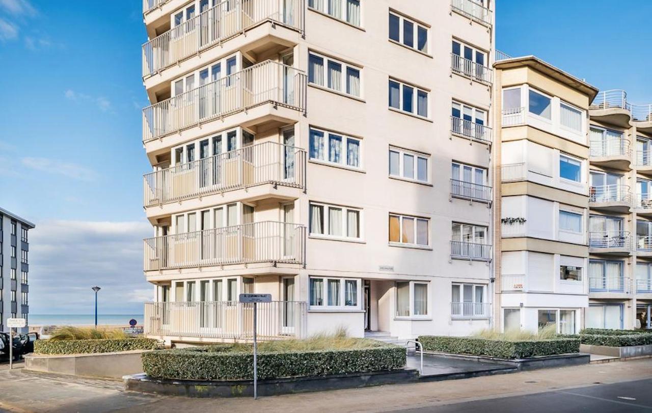 Ruim En Lichtrijk Appartement Op 100M Van Zee Te Koksijde Exterior photo